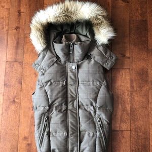 ESPRIT Down/feather Vest with Faux Fur Hoodie